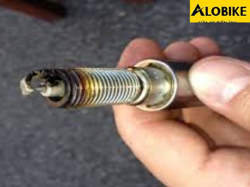 xe không nổ máy được