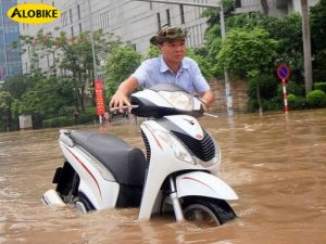 xe chết máy do ngập nước