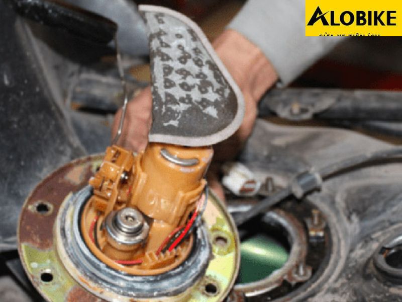 xe không nổ máy được