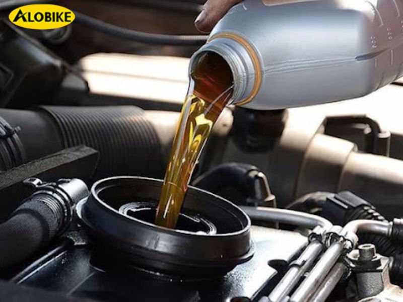 xe hết nhớt có dấu hiệu gì