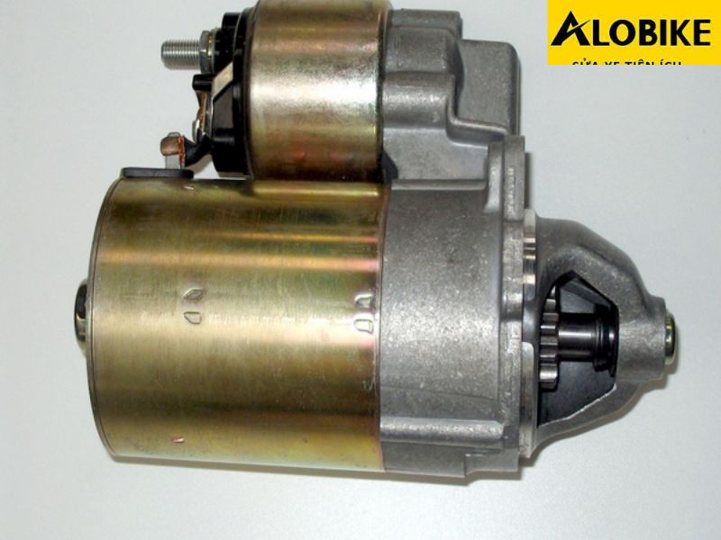 xe không nổ máy được