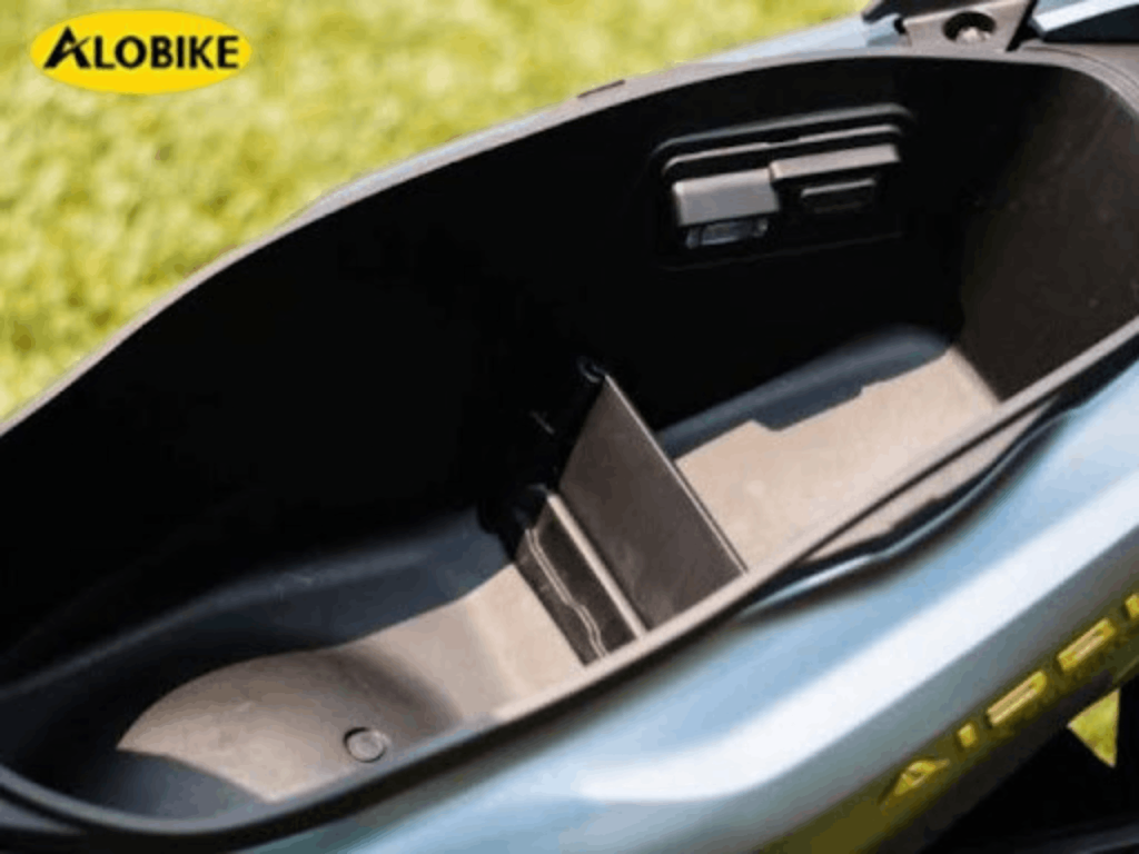 mở cốp airblade mất chìa