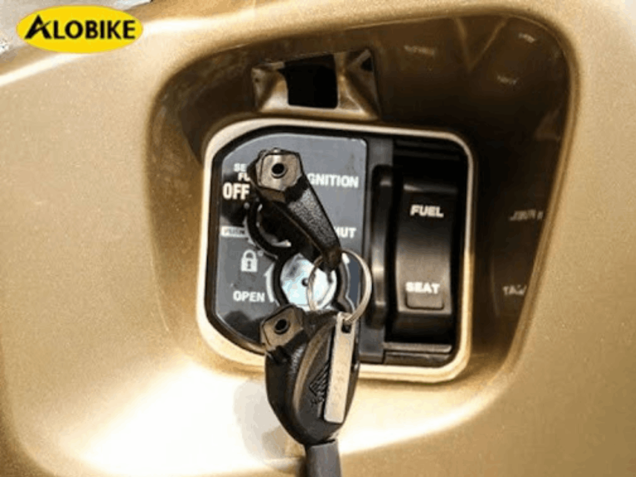 mở cốp airblade mất chìa