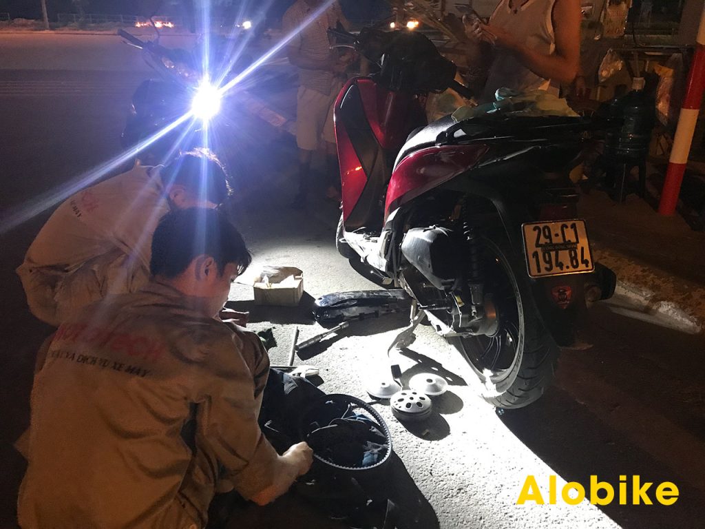 sửa xe đạp điện